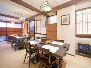 The room can accommodate up to 16 guests.
